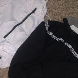 2 medium windbreakers