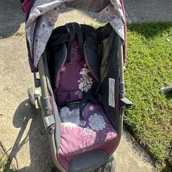 Minnie Mouse Stroller 
