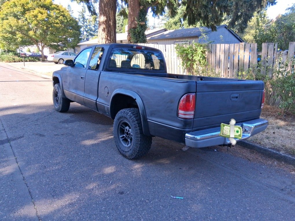 2000 Dodge Dakota