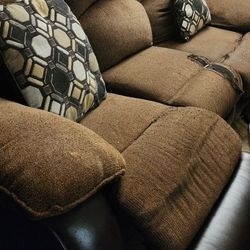 3 Seat Recliner Couch