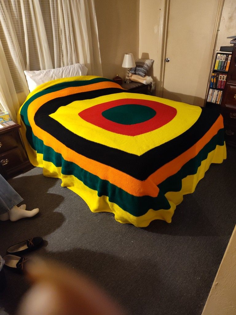 Bed Comforter Hand Made Knitted