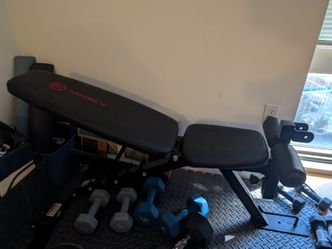 Adjustable workout bench