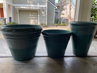 3 turquoise Planter Pots
