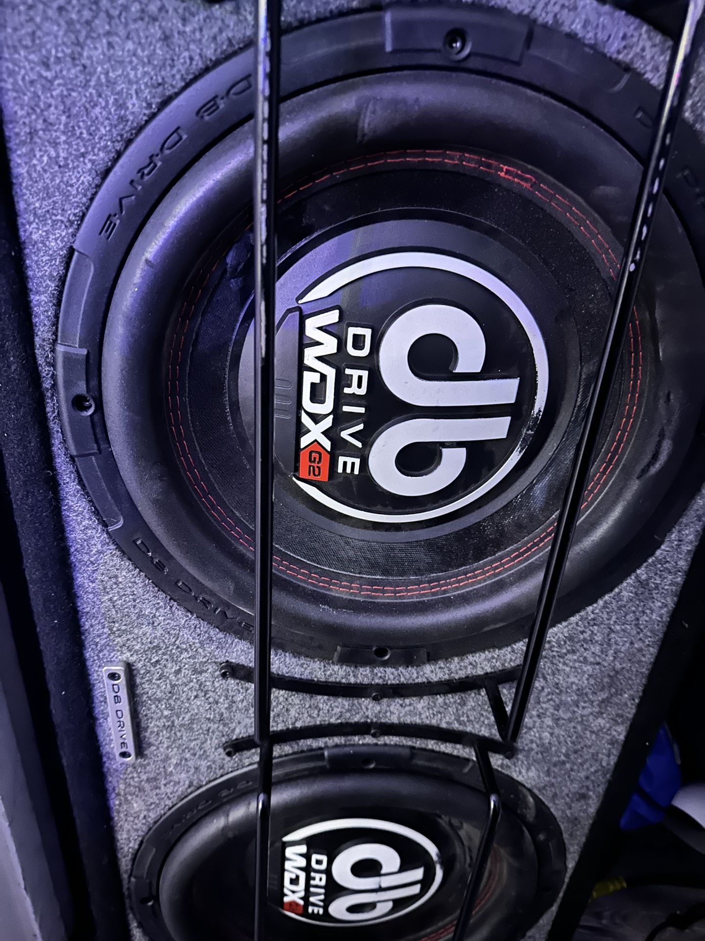 2 12” Subwoofers And Skar 1200 Watt Amp
