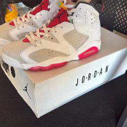 Jordan’s 6 Retro Hare