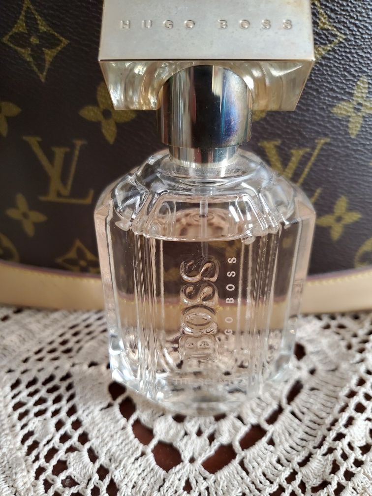 Hugo Boss the scent Perfum 1.6 oz. 50 ml