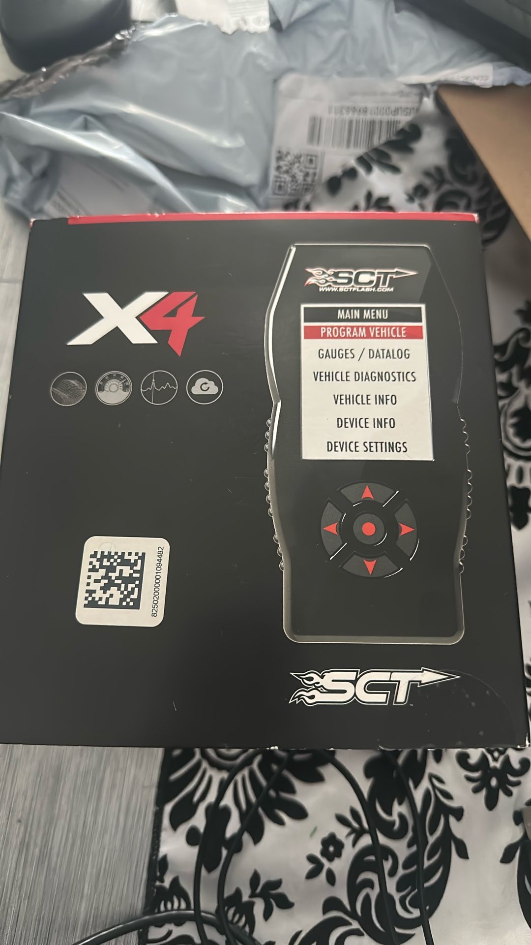 X4 SCT TUNER LIKE NEW LITERALLY!