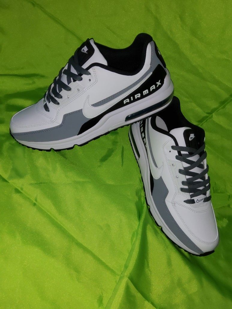 Brand New NIKE AIR MAX LTD 3'S OREO'S..size 10.5 'S