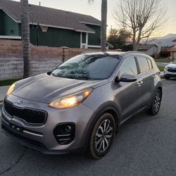 Kia SPORTAGE EX 2018