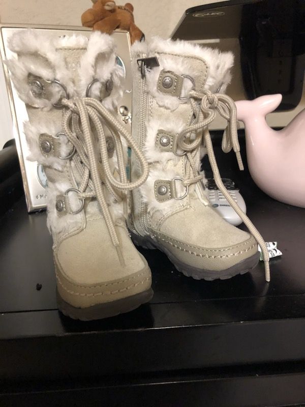 Snow Boots for kids/ Zapatos para la nieve