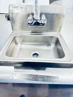 Brand new wall mount hand sink