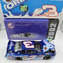 Nascar/2002 Dale Earnhardt Jr #3 Oreo / Ritz 1:24 Scale Monte Carlo Stock Car Action Racing