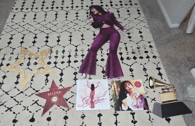 Selena Party Decor