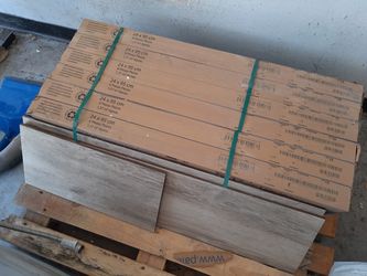 Wood Grain Look Spanish Large Profile Tile - 66+ Sq Ft + Grout