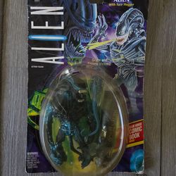 1992 Aliens Gorilla Alien With Face Hugger Action Figure - NEW IN BOX - Rare