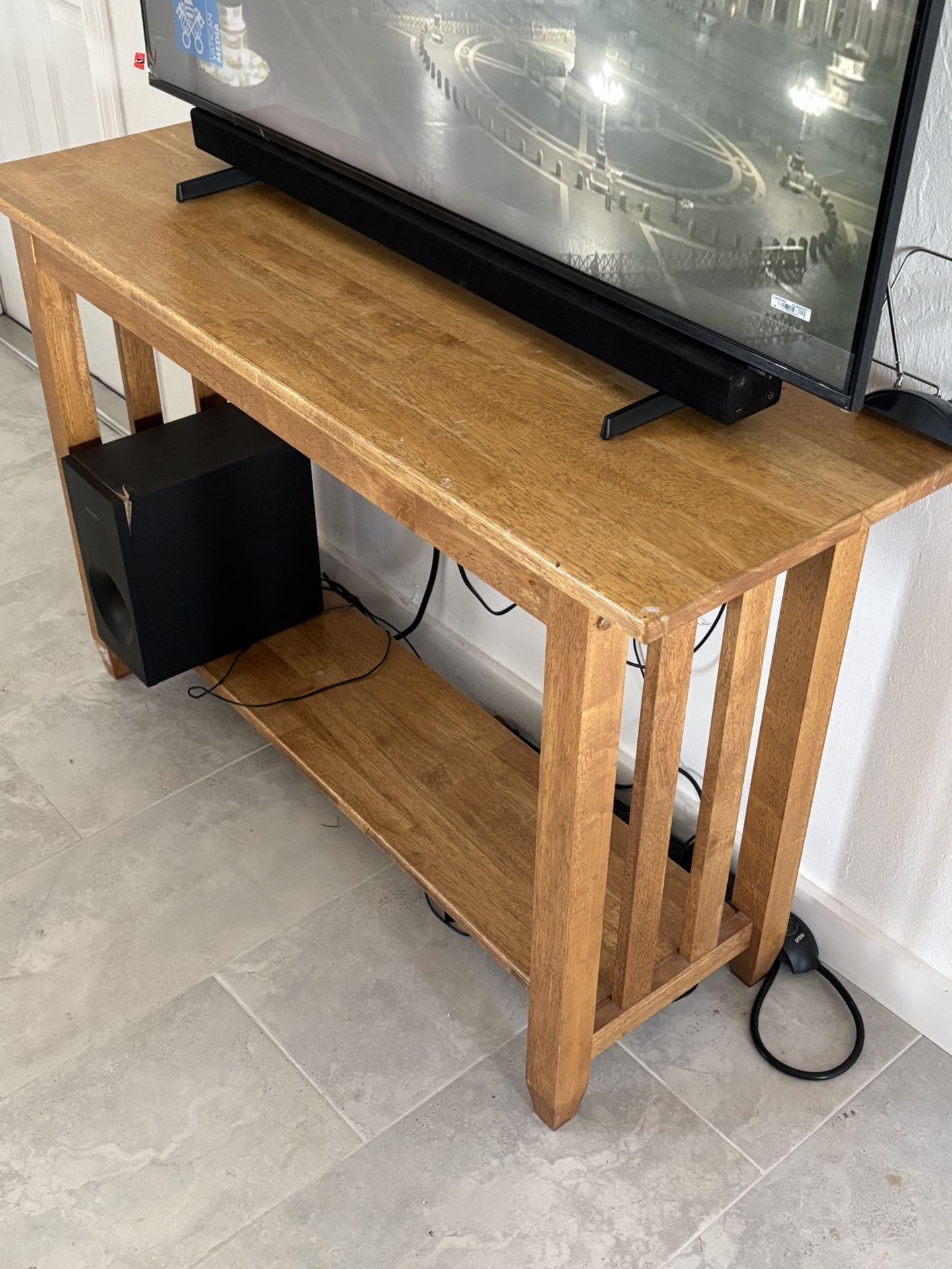 Tv Desk/ Living Room Table