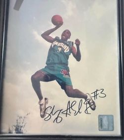 Shareef Abdur-Rahim Signed Vancouver Grizzlies 8x10 Photo – Framed