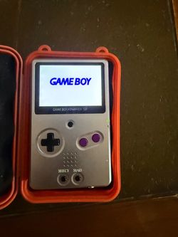 Boxy pixel gameboy advance sp