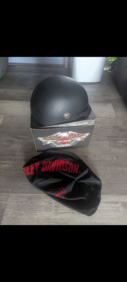 Harley-Davidson helmet size small,  bag and box included