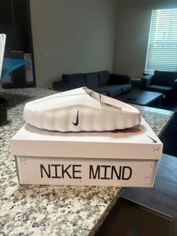 Nike mind slides