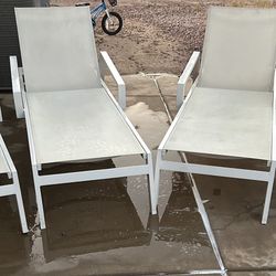 Pool Lounge chairs