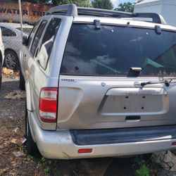 NISSAN PATHFINDER 4X4