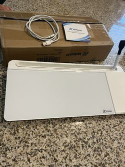 Glass Desk Whiteboard With Wireless Charger