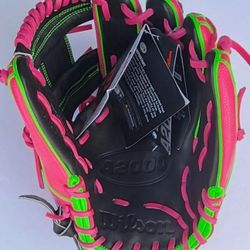 Brand New Wilson A2000 SuperSkin 11.5” Infield 1786 Baseball Glove Pink Black Volt Size 11.5"