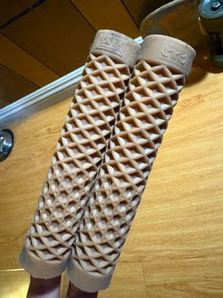VANS CULT BMX GRIPS
