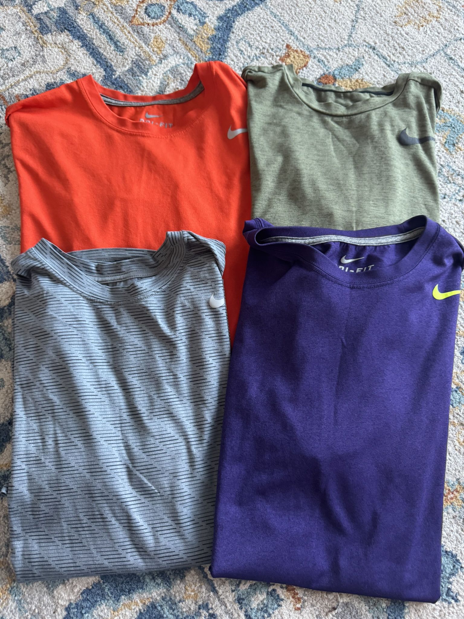 Men’s Nike Shirts 