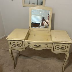 Dresser/Desk