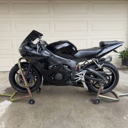 2007 Yamaha R6s 