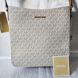 Michael Kors Jet Set travel Large Metallic Signature logo Bag Vanilla
