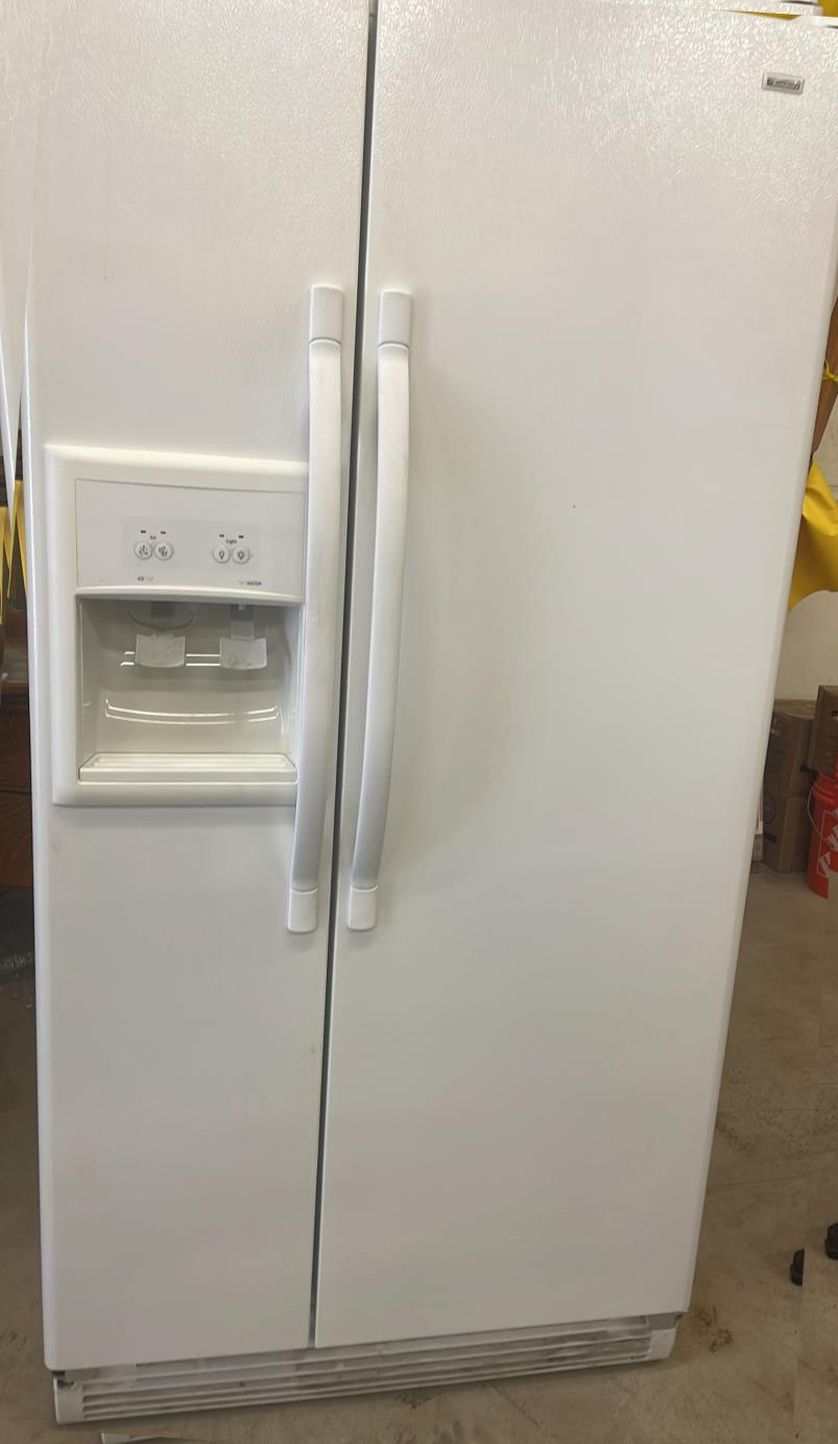 Kenmore Side-by-Side White Refrigerator