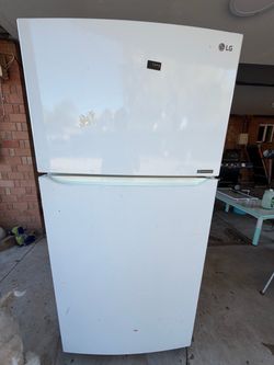 LG refrigerator