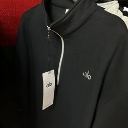 Quarter Zip 