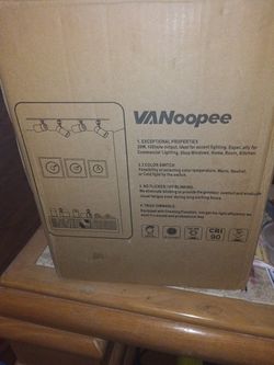 Vanoopee Sky Lights 6 Ct. Black Brand New