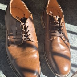Mens 10.5 J. Ferrar Shoes