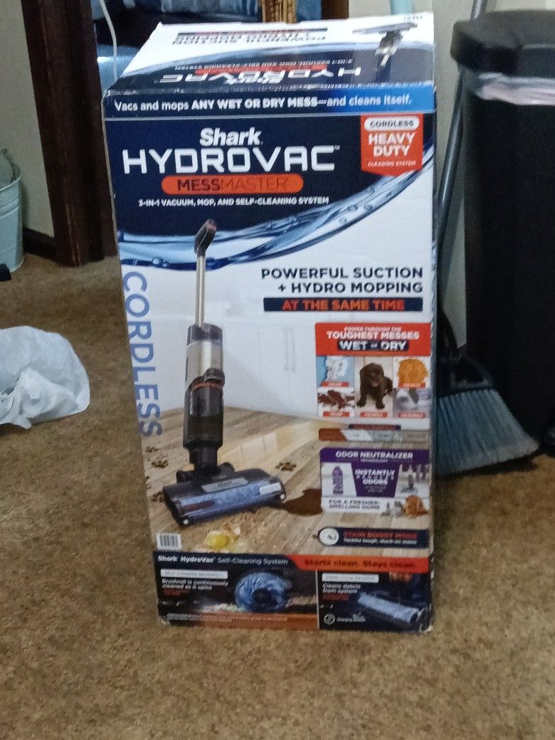 Hydrovac Mess master 3 N 1 Vaccum Mop N Self CleAning System