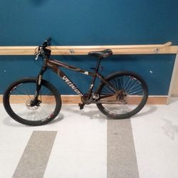 Specialized HardRock Sport Mountain Bike $200