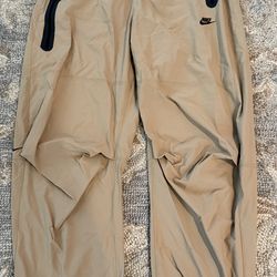 Nike Jogger Pants Men’s Size Large