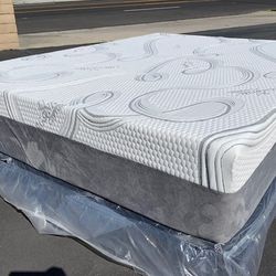 Queen Organic Cool Gel Memory Foam!