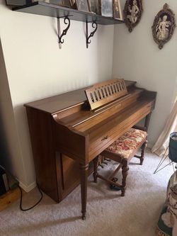 Currier Piano