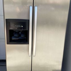 Whirlpool Side By Side Refrigerator Stainless 