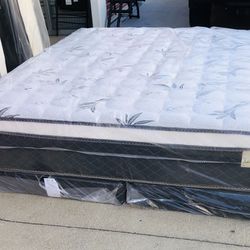 KING OR CAL KING PILLOW TOP MATTRESS AND BOXSPRING‼️