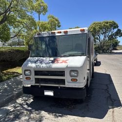 2004 Ford P500 Step Van