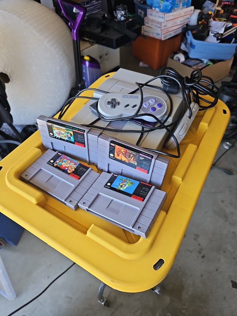 Super Nintendo