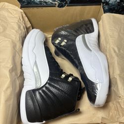 Air Jordan 12 Retro Playoff 2022