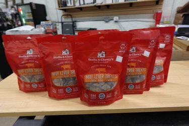 3oz Stella & Chewy’s Freeze-Dried Beef Liver Dog Treats