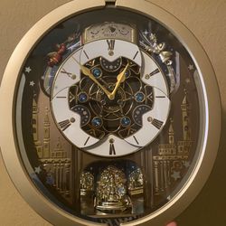 Swarovki Crystal Clock